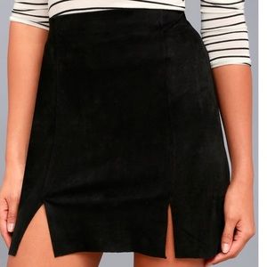 Lulu's Skirts - Black skirt Lulu's Skirts - Black skirt